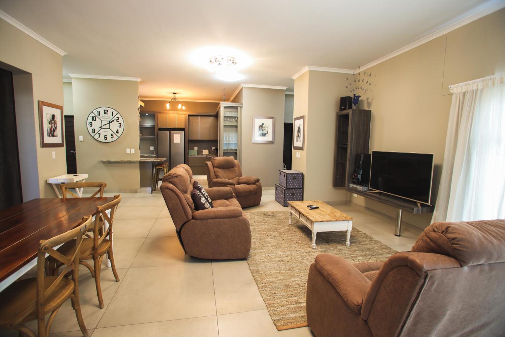 Hnt Atlantic Self Catering Apartment Swakopmund Ngoại thất bức ảnh