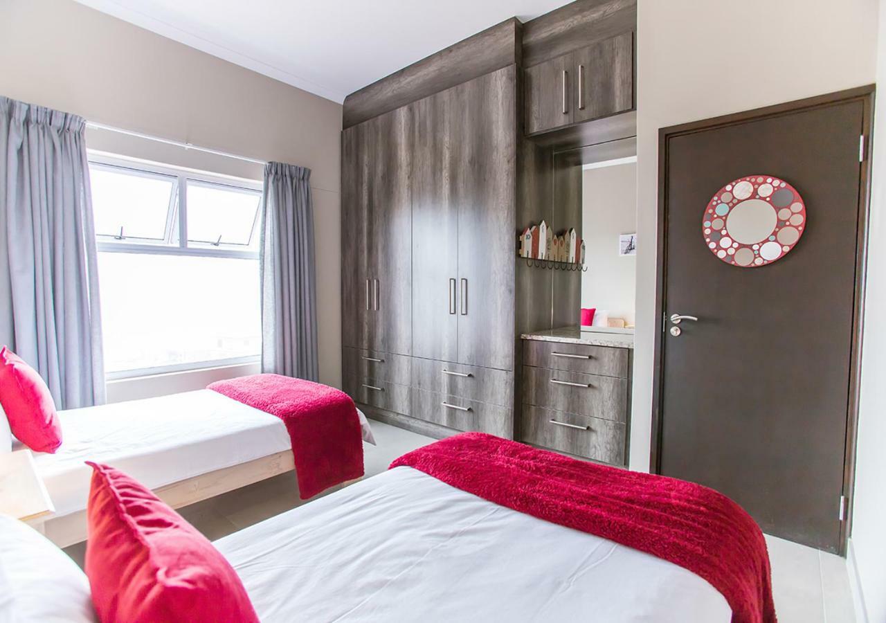 Hnt Atlantic Self Catering Apartment Swakopmund Ngoại thất bức ảnh