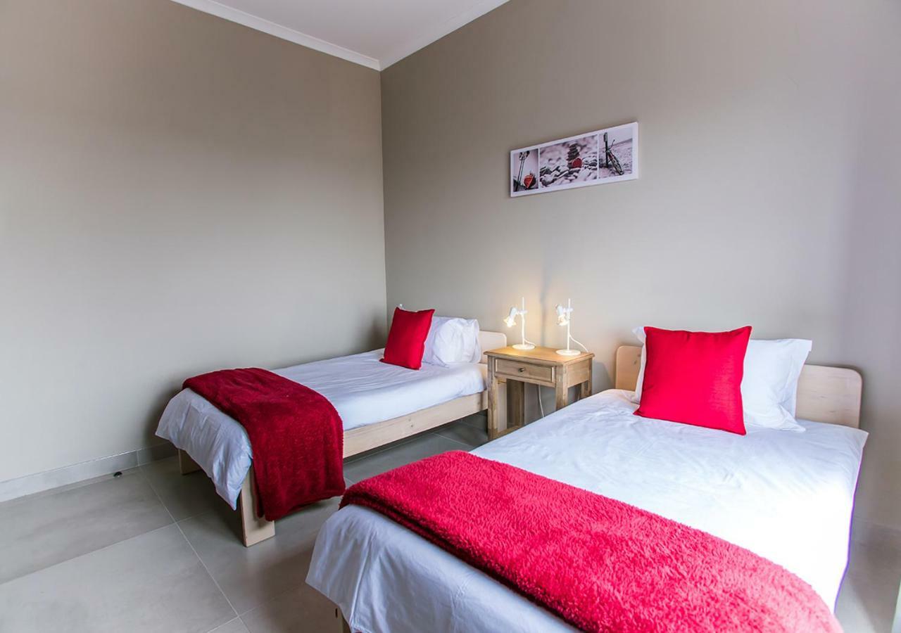 Hnt Atlantic Self Catering Apartment Swakopmund Ngoại thất bức ảnh