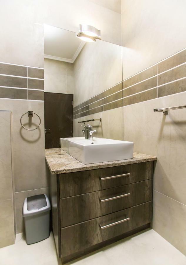 Hnt Atlantic Self Catering Apartment Swakopmund Ngoại thất bức ảnh